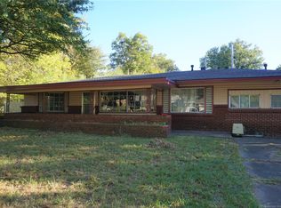 1720 E 9th St, Okmulgee, OK 74447