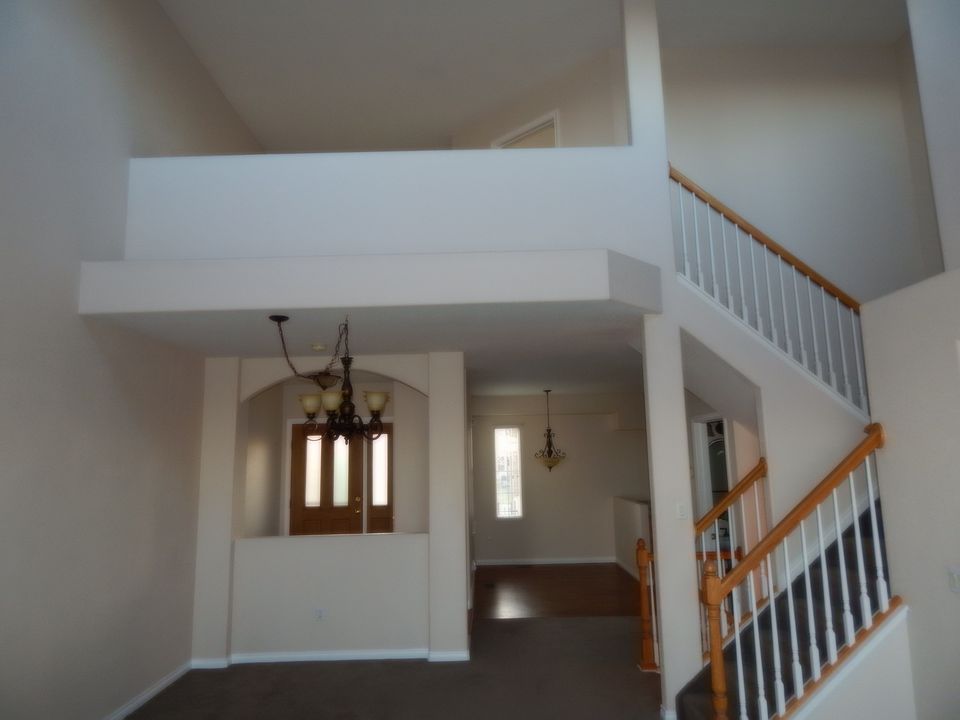 2nd image of 4471 Songglen Cir
