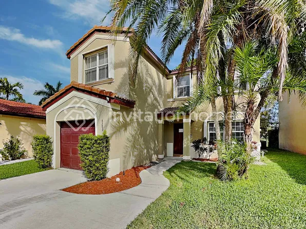 4289 NW 1st Pl, Deerfield Beach, FL 33442