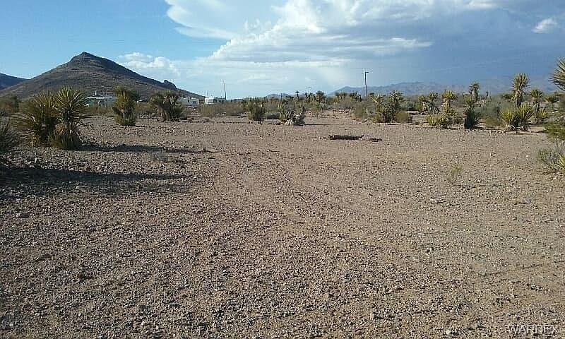 2nd image of 6936 N Pioneer Dr