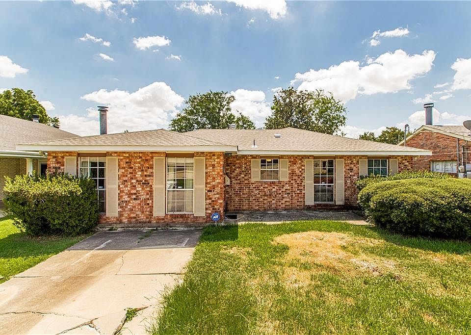 1st image of 717 Sophia Ln