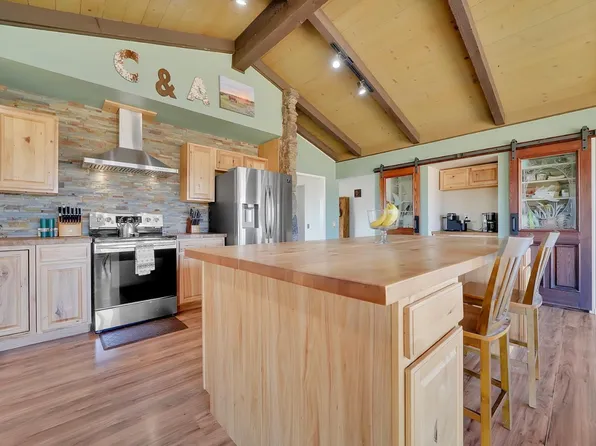 2800 Curran Rd, Ione, CA 95640