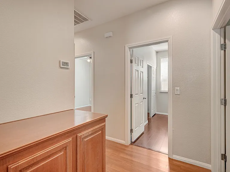 4421 Desert Home Ave — Photo 24