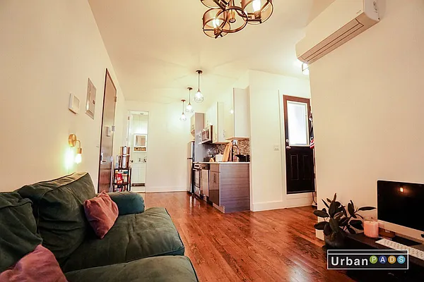 Rented by Urban Pads | media 17