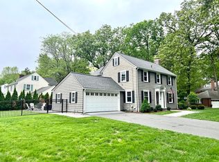 341 Farmington Rd, Longmeadow, MA 01106