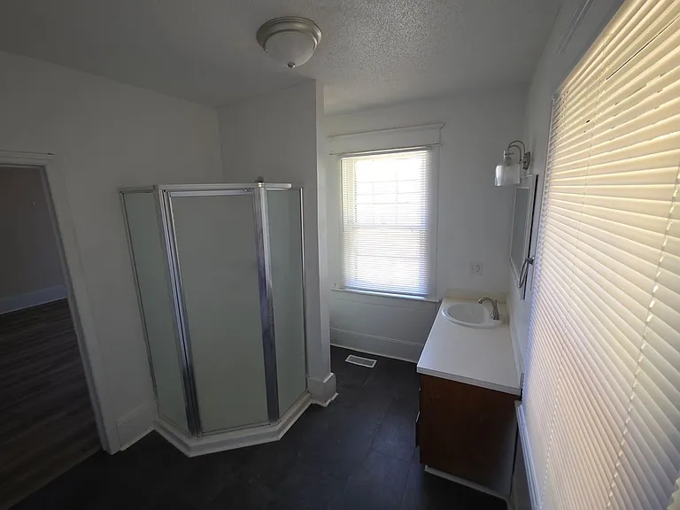 260 Green St — Photo 13