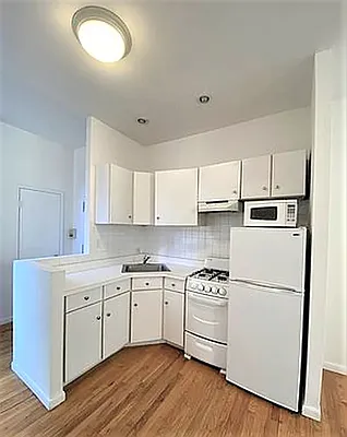 Rented by CitySites Real Estate Group | media 13