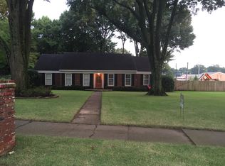 5245 S Angela Ln, Memphis, TN 38120