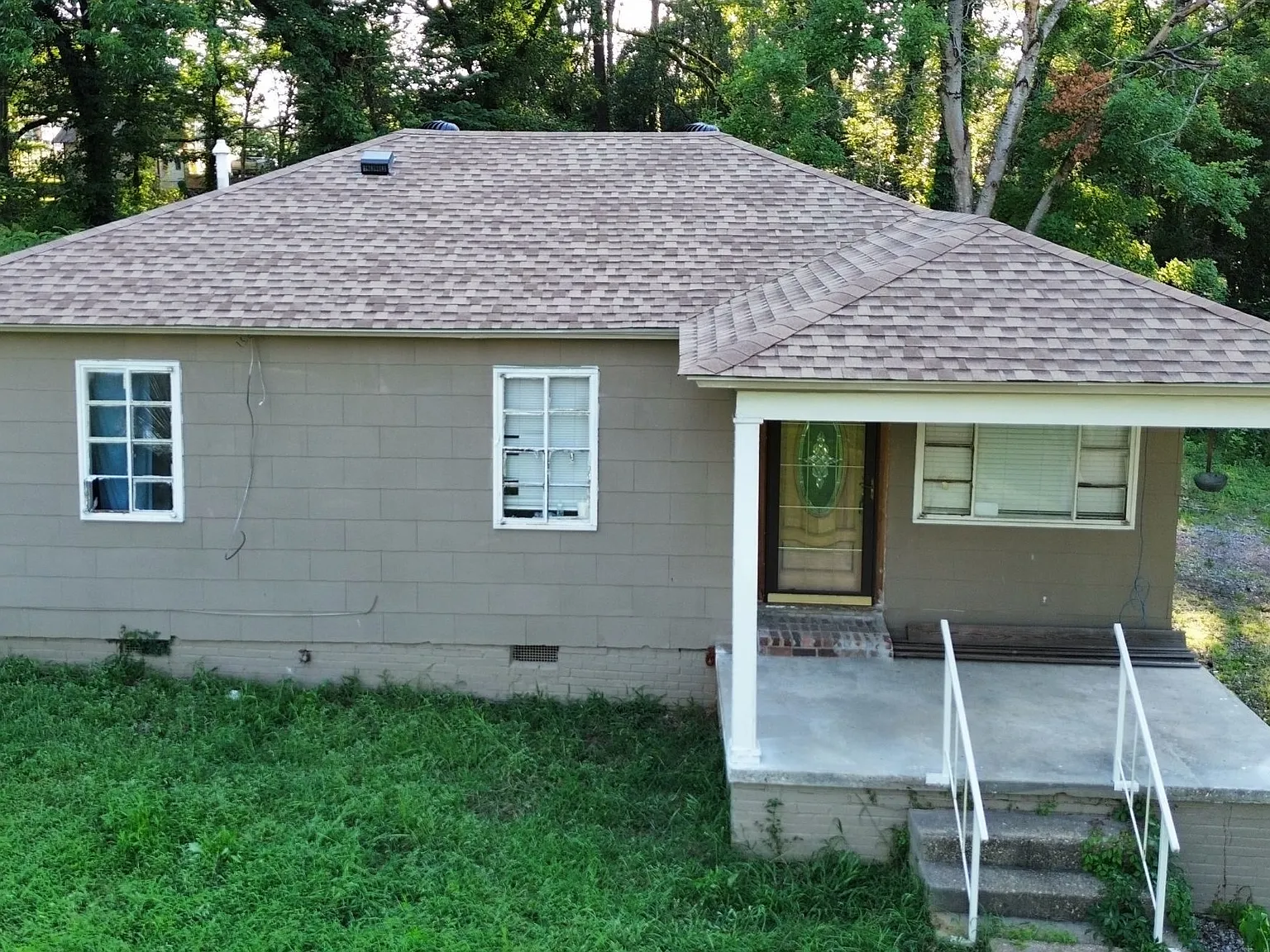 3 bed, 876 sqft, $695 — Photo 2