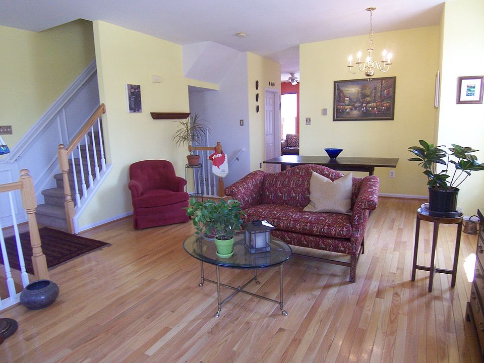 1st image of 520 Redland Blvd