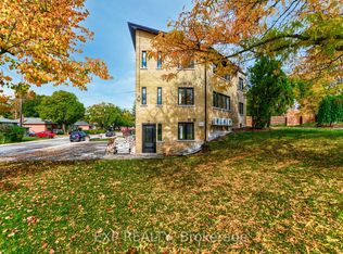 5 Brendwin Rd FLOOR 2, Toronto, ON M6N 4V6