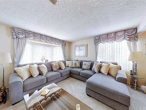 4th image of 28749 Shadyview Dr