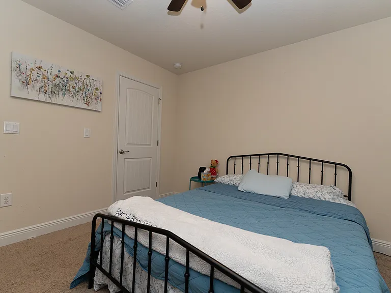 428 Triton St — Photo 20