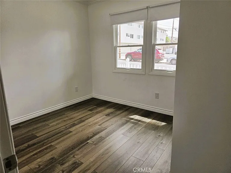 501 Avenue B #C — Photo 9