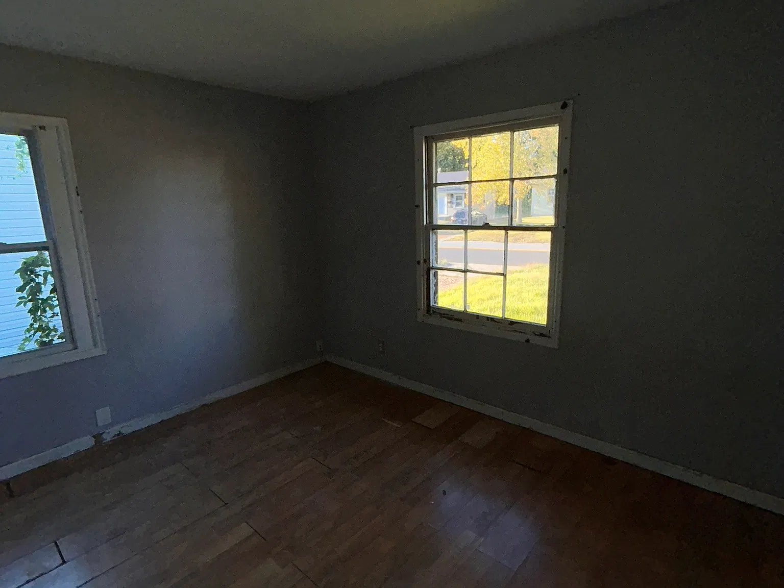 3 bed, 972 sqft, $750 — Photo 2
