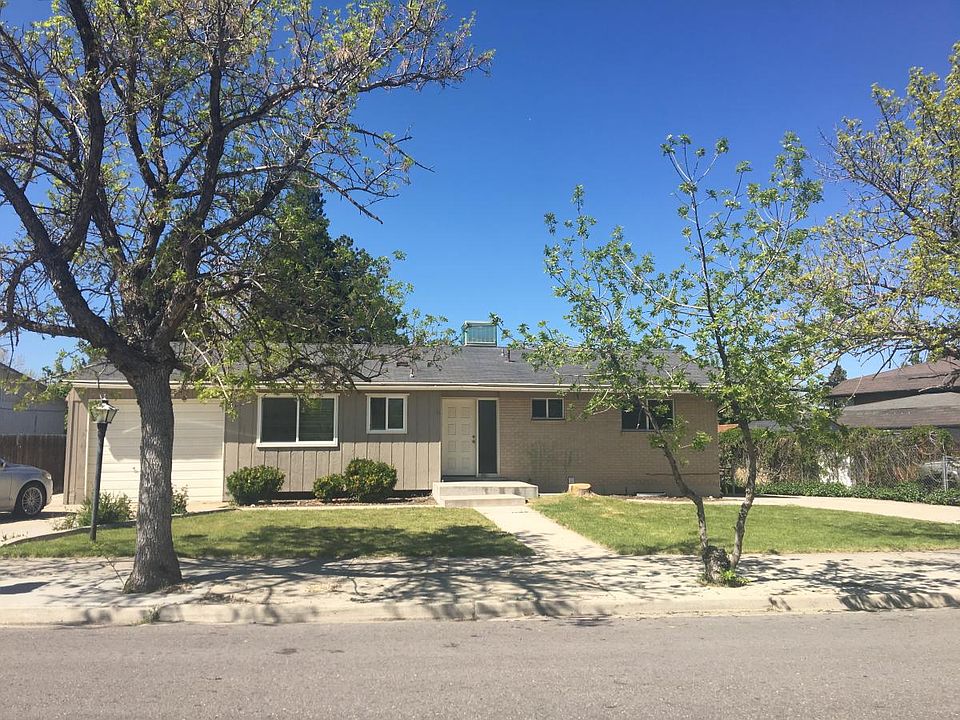 1st image of 3864 W Meadowgate Dr