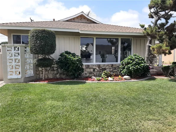 9864 Van Ruiten St, Bellflower, CA 90706
