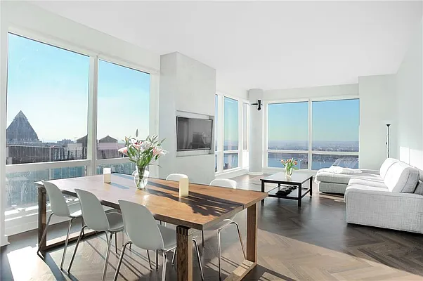 Rented by R New York | media 11