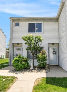 59 Rosebud Ln #74, Mount Clemens, MI, 48043