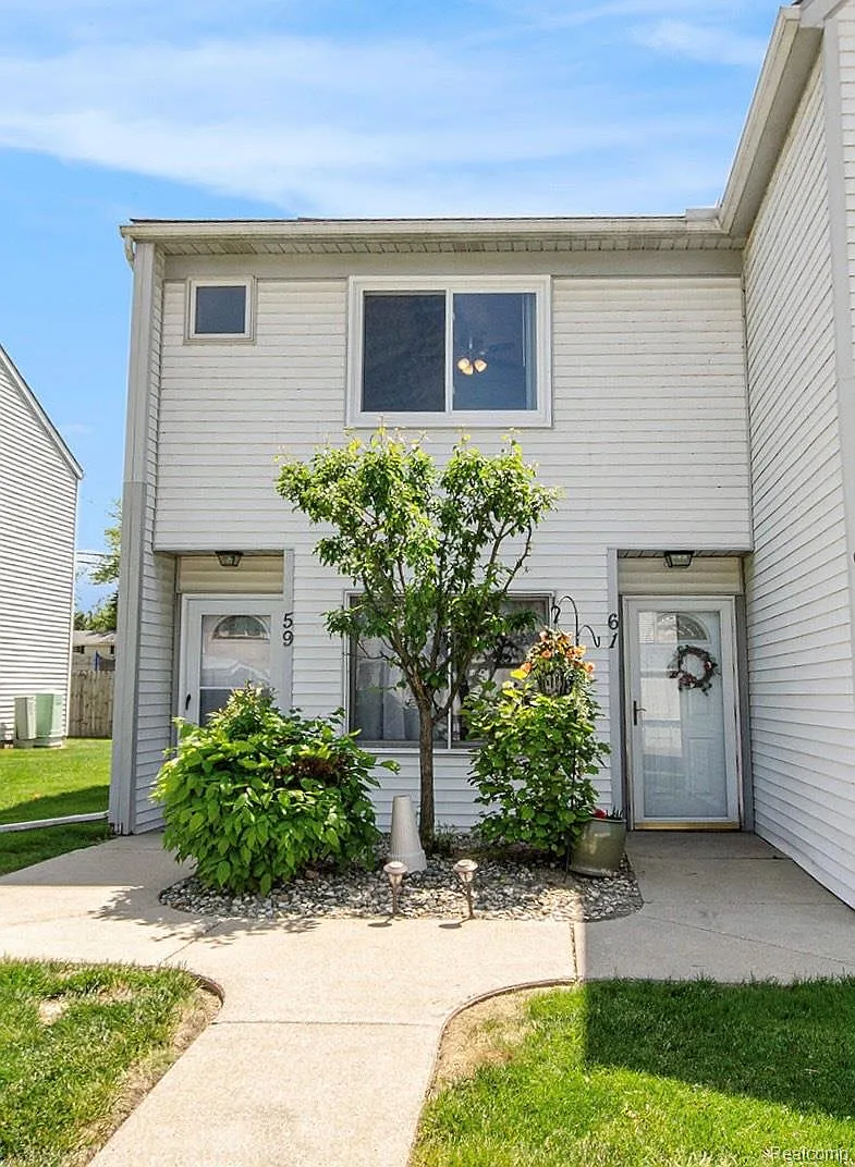59 Rosebud Ln #74 photo 1