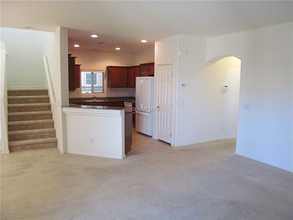 2nd image of 9534 Vega Carpio Ave #0