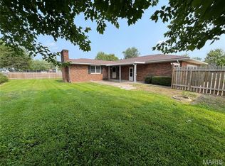 1319 W Main St, Bowling Green, MO 63334