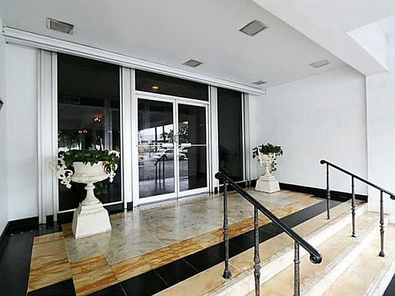 2nd image of 5460 Collins Avenue #2b