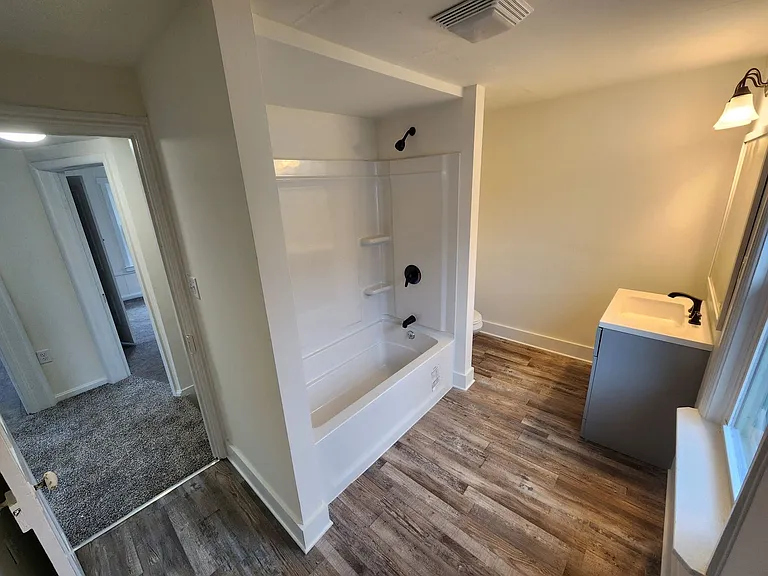 344 W Baltimore St — Photo 16