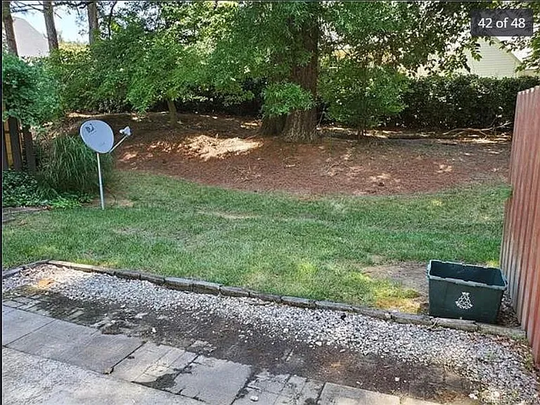 9906 Birch Knoll Ct — Photo 36