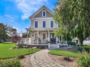 46 Vail Rd, Columbia, NJ 07832