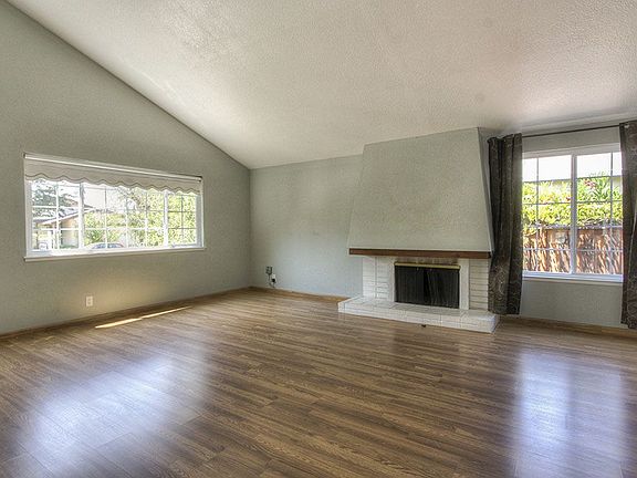 5th image of 4625 Holycon Cir