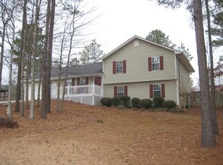 545 Eagles Nest Cir, Carrollton, GA 30116