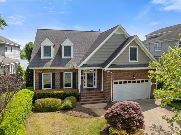 7300 Shirland Ave, Norfolk, VA 23505