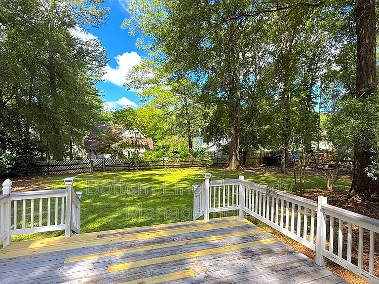 2321 Heathershire Ln — Photo 27