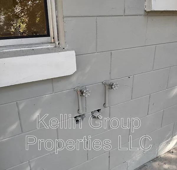 157 E Northside Dr #1 — Photo 9