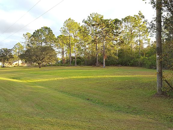 5th image of 221 La Combee Dr