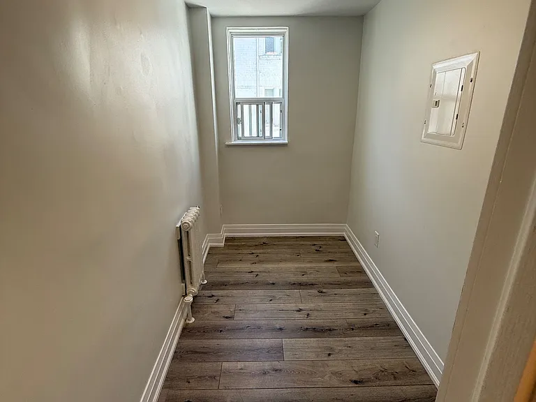 697 Eglinton Ave W #304 — Photo 5