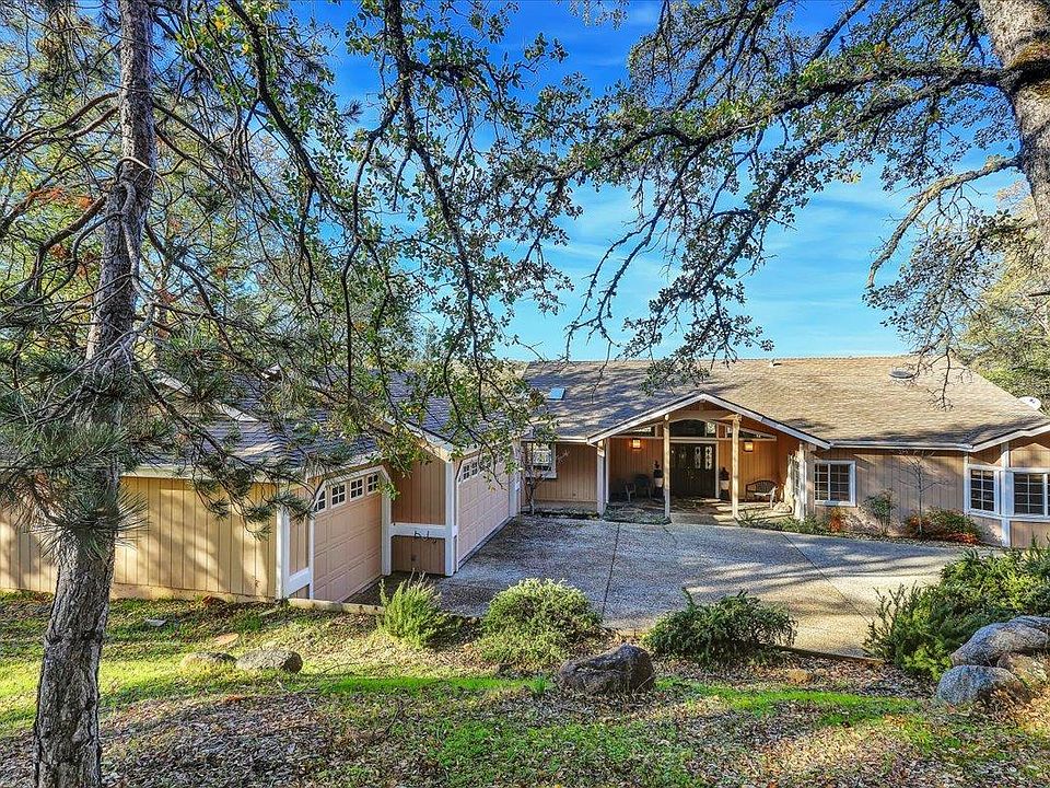 1st image of 18789 Chaparral Dr