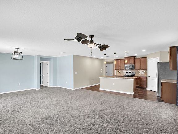 5th image of 3352 Canyon Falls Dr