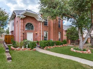 1418 Homestead Ln, Carrollton, TX 75007