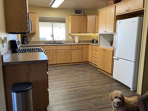 4th image of 3033 Mescalero Dr