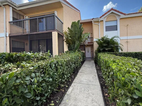 5741 Riverside Dr, Coral Springs, FL