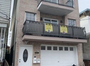 297 Old Bergen Rd #2B, Jersey City, NJ 07305