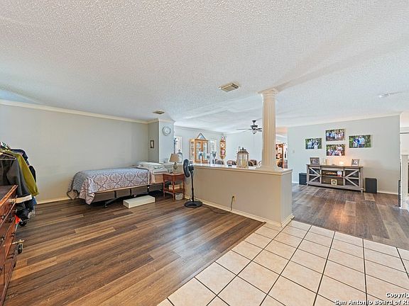 5th image of 16002 Hickory Well Dr