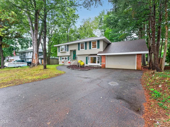 6 Morone Place, Albany, NY 12205