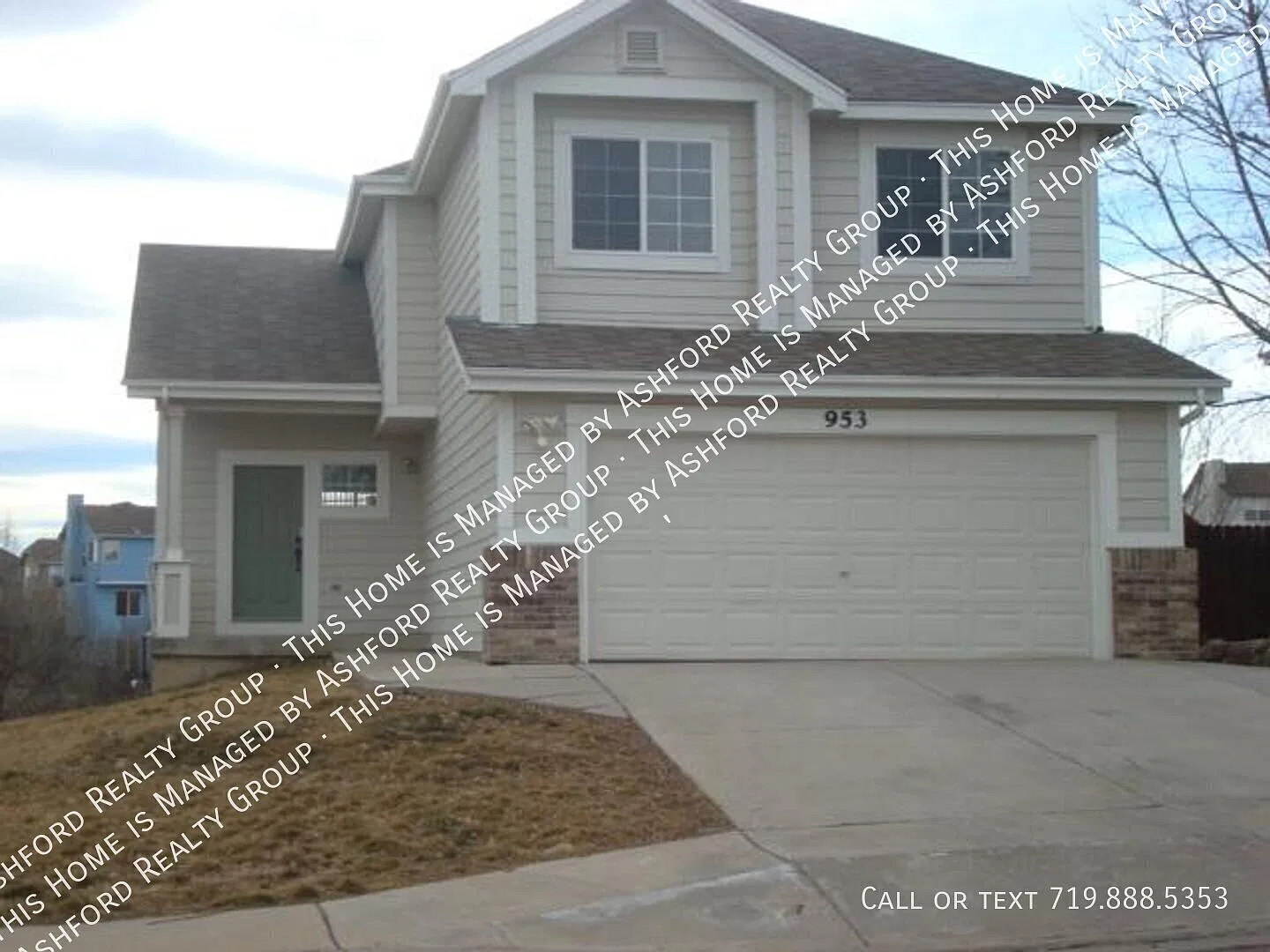 3 bed, 1.5 bath, 2155 sqft, $2,000 — Photo 1