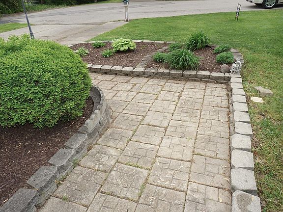 3rd image of 3831 Julie Dr