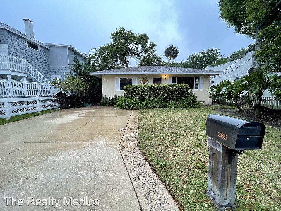 1st image of 265 Lexington Dr