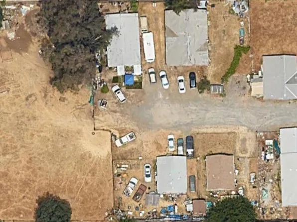 527 S Abbie St, Empire, CA 95319