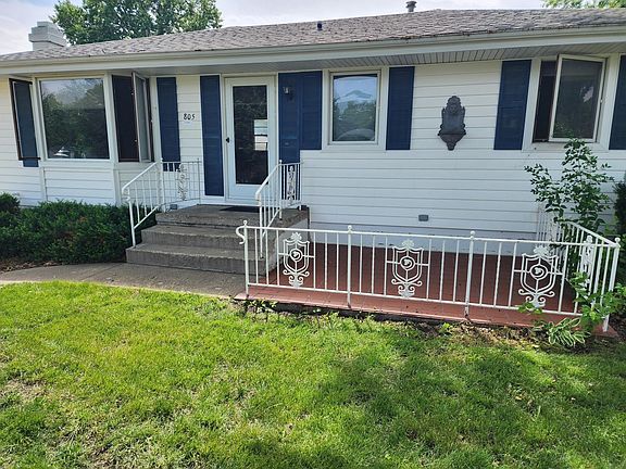 3rd image of 805 N 8th St